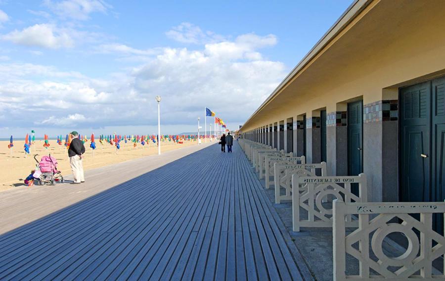 "Magnifique 2 Pieces Deauville" Piscine Et Jardin Bagian luar foto